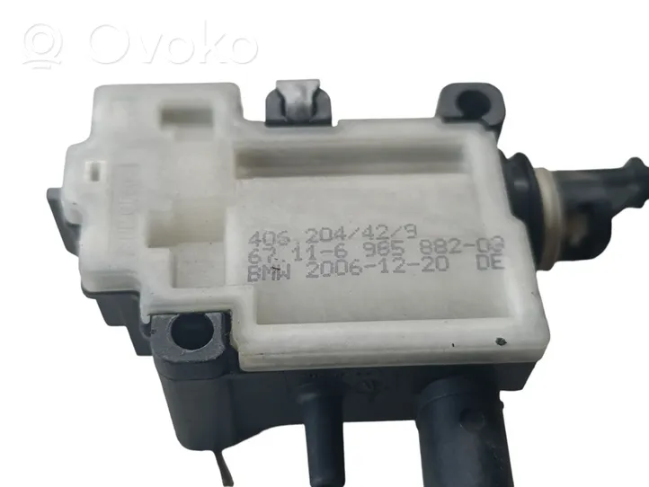 BMW X5 E70 Serratura del tappo del serbatoio del carburante 67116985882