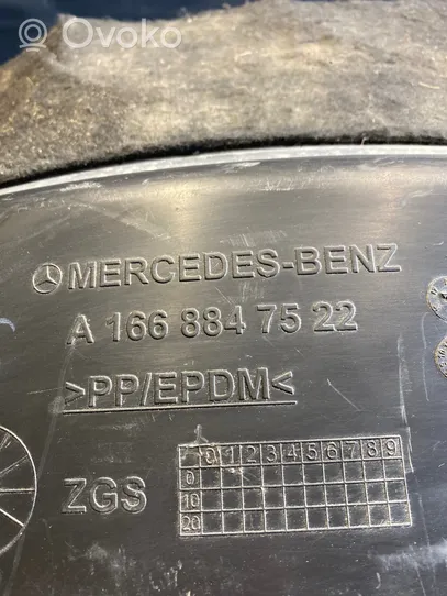 Mercedes-Benz GL X166 Pare-boue arrière A1668847522