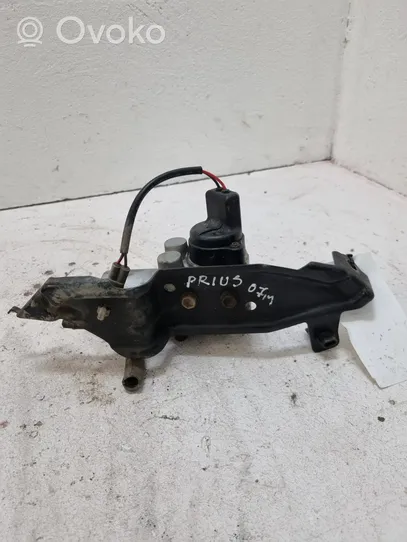 Toyota Prius (XW20) Regolatore di pressione del freno 4727047010