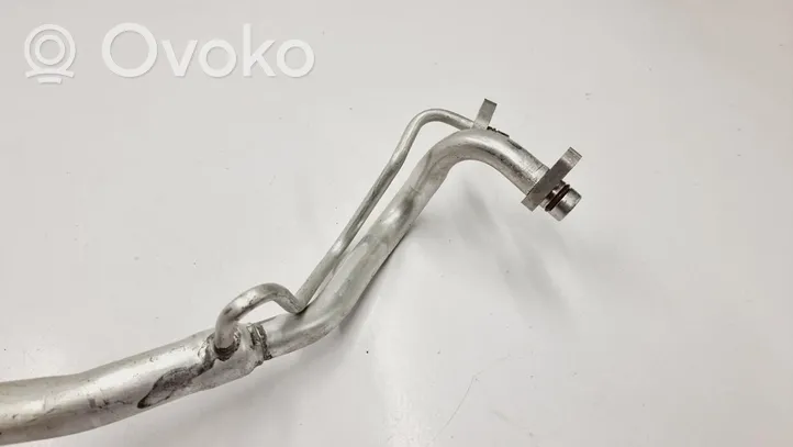 Renault Kadjar Air conditioning (A/C) pipe/hose 924805989R