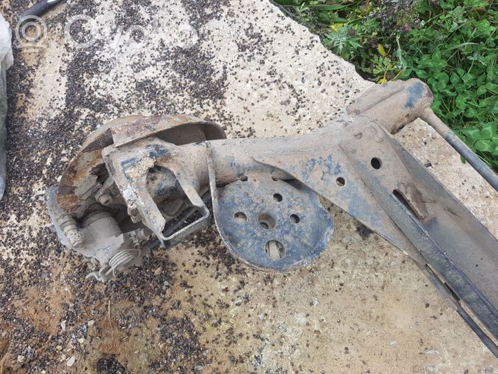 Volkswagen PASSAT B5 Rear axle beam 