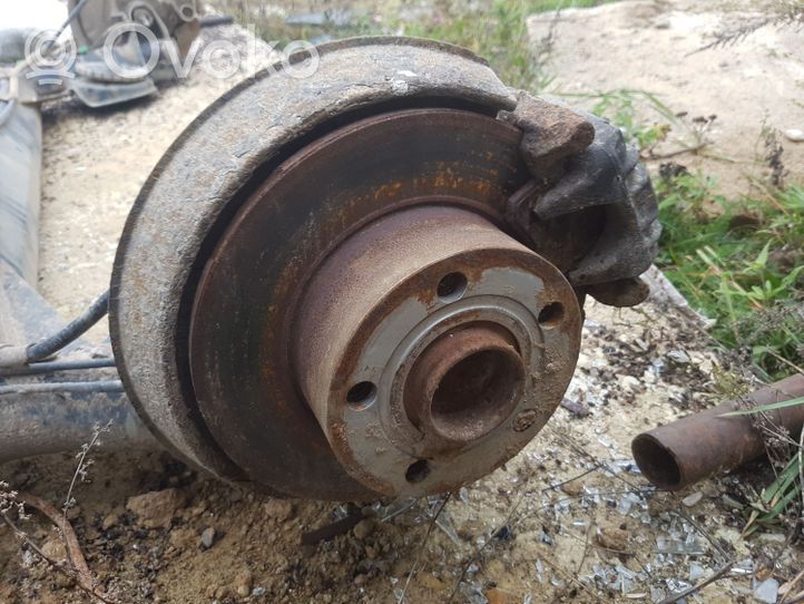 Volkswagen PASSAT B5 Rear axle beam 