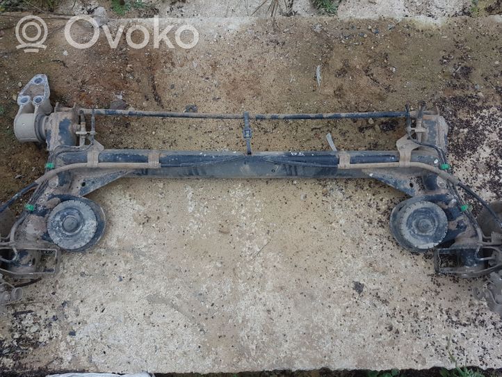 Volkswagen PASSAT B5 Rear axle beam 