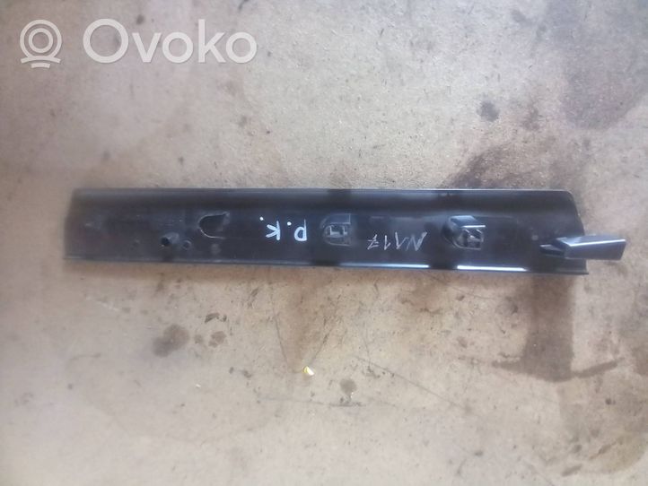 Volvo V70 Etuoven kynnyksen suojalista 31306757