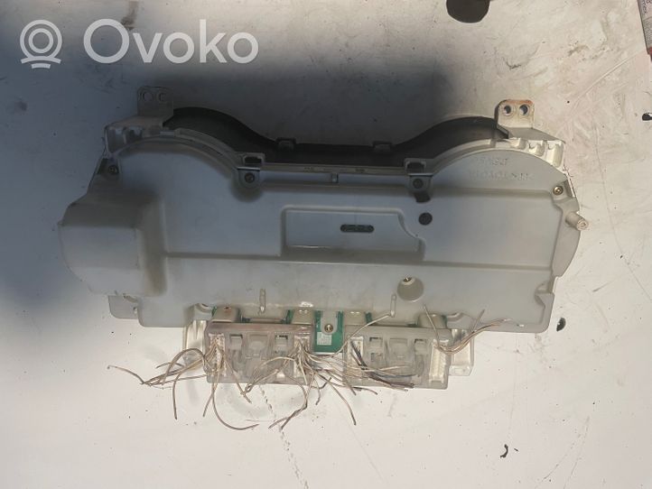 Toyota RAV 4 (XA20) Speedometer (instrument cluster) 838004A091