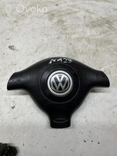 Volkswagen PASSAT B5 Airbag de volant 3B0880201L