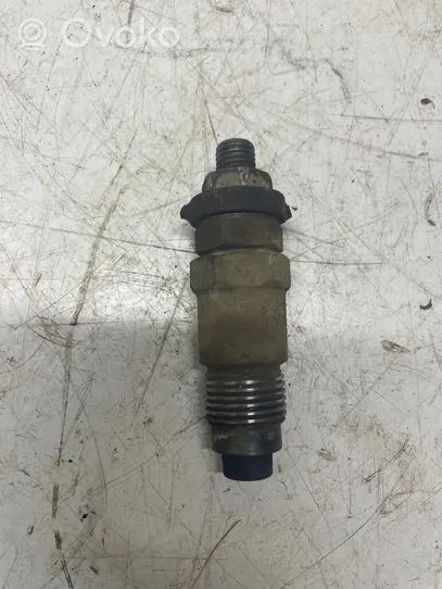 Daihatsu Rocky Fuel injector 