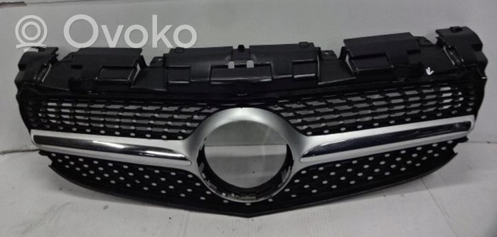 Mercedes-Benz SLK R172 Maskownica / Grill / Atrapa górna chłodnicy 
