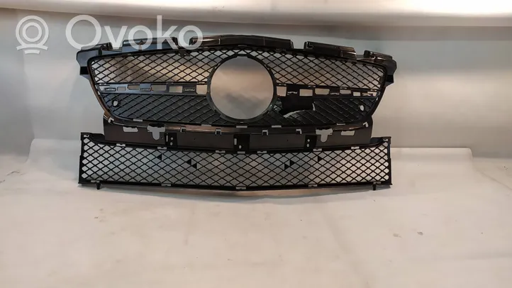 Mercedes-Benz SLK R172 Grille de calandre avant A1728880060