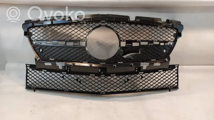 Mercedes-Benz SLK R172 Grille de calandre avant A1728880060