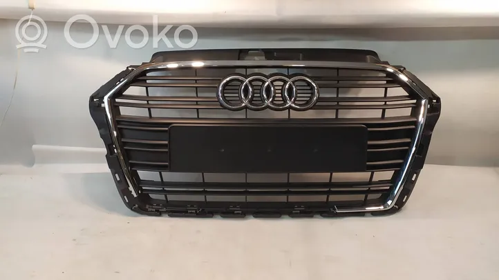 Audi A3 S3 8V Grille calandre supérieure de pare-chocs avant 8V3853651AA