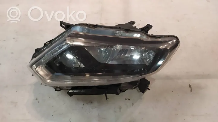 Nissan X-Trail T32 Phare frontale 9922681017