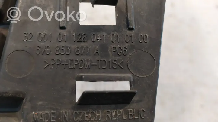 Skoda Fabia Mk3 (NJ) Atrapa chłodnicy / Grill 6V0853677A