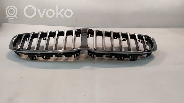 BMW 1 F40 Grille de calandre avant 7076895