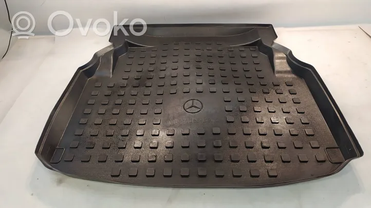 Mercedes-Benz C AMG W204 Tapis en caoutchouc A2048140041