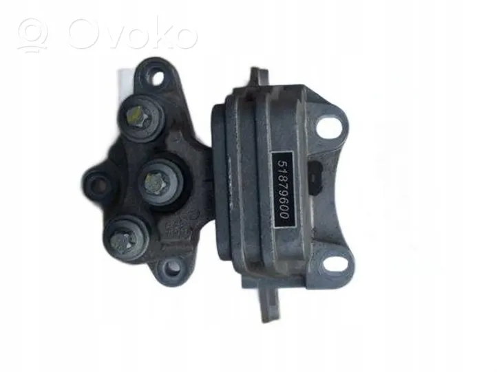 Alfa Romeo Giulietta Supporto di montaggio del motore 51879600