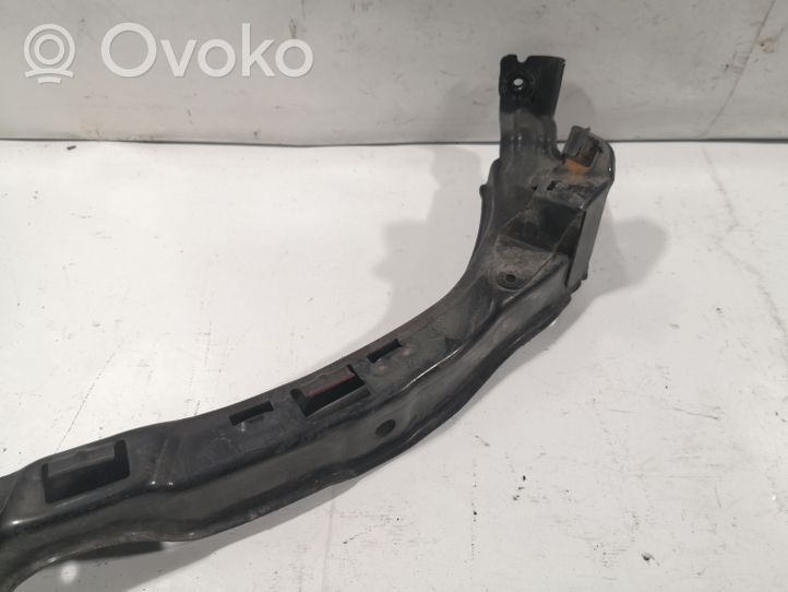 Subaru Impreza II Pannello laterale di supporto del radiatore 