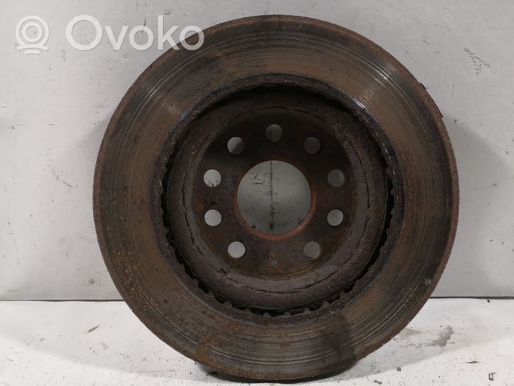 Volkswagen Jetta VI Front brake disc 