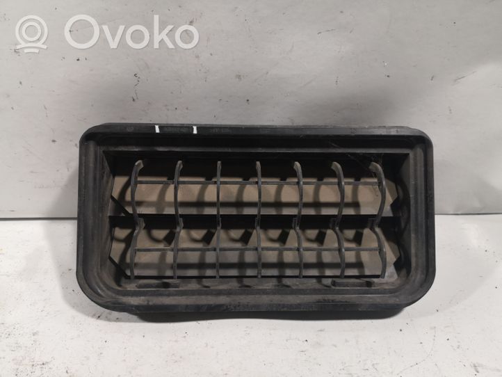 Volkswagen Jetta VI Quarter panel pressure vent 3C0819465