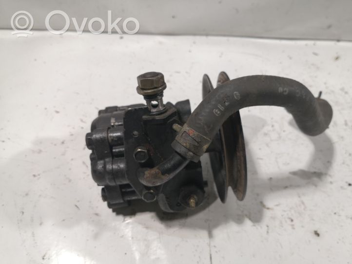 Mitsubishi Galant Power steering pump 