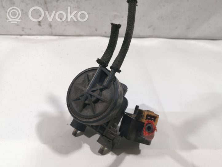 Audi 80 90 S2 B4 Solenoidinis vožtuvas 028906283B