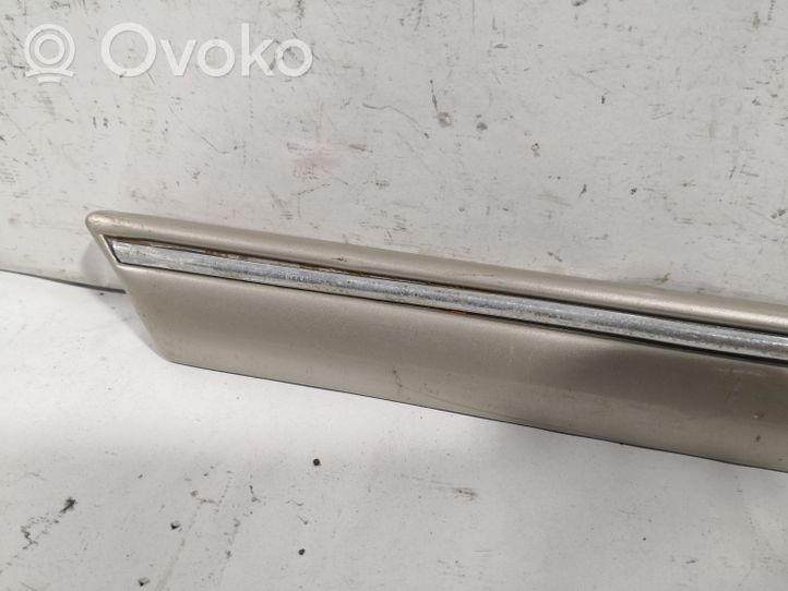 Toyota Camry Rivestimento portiera posteriore (modanatura) 