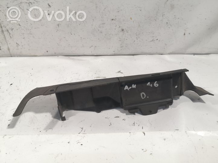 Audi A4 S4 B5 8D Condotto d'aria intercooler 8D0121284B