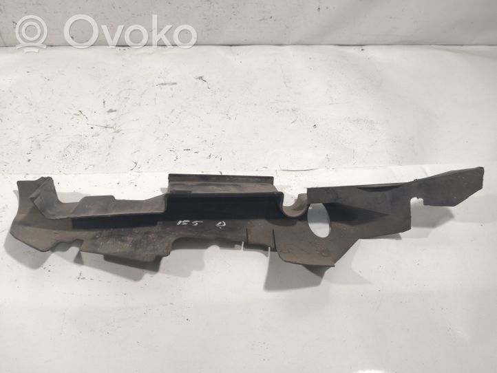 Volkswagen PASSAT B5 Wlot / Kanał powietrza intercoolera 3B0121284R