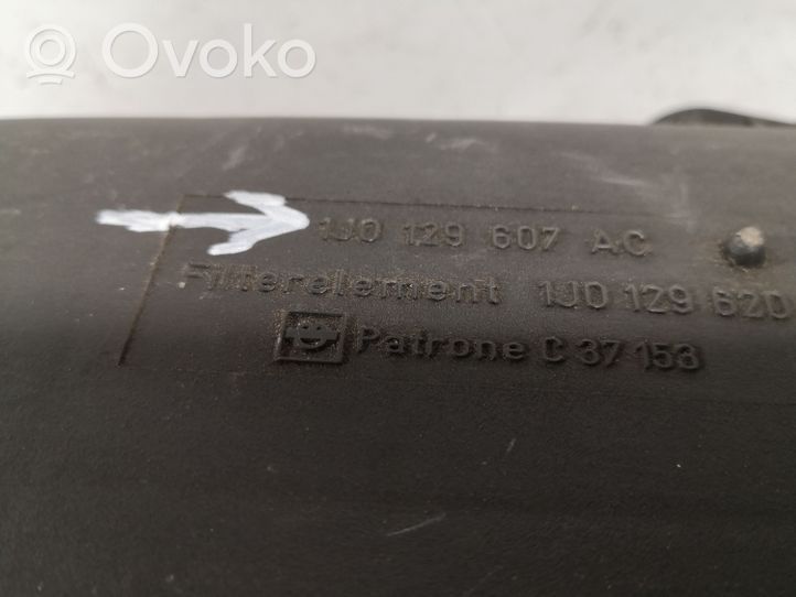 Volkswagen Bora Oro filtro dėžė 1J0129607AC