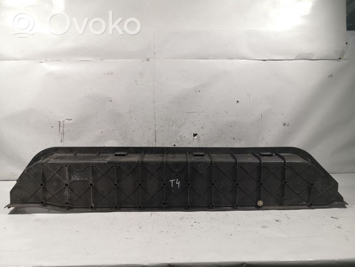 Volkswagen Transporter - Caravelle T4 Galinio slenksčio apdaila (vidinė) 705863726A