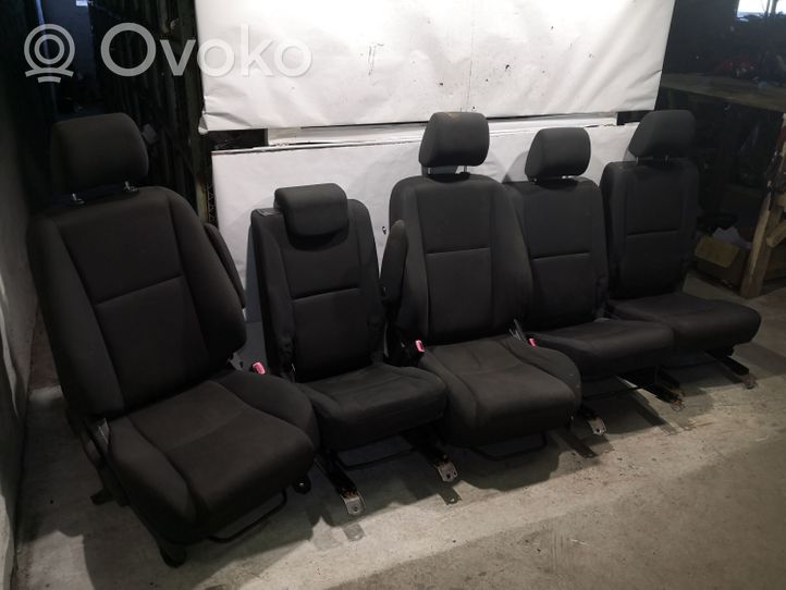 Toyota Corolla Verso AR10 Set sedili 