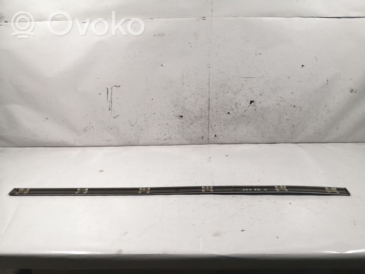 BMW 5 E39 Front door trim (molding) 8159295