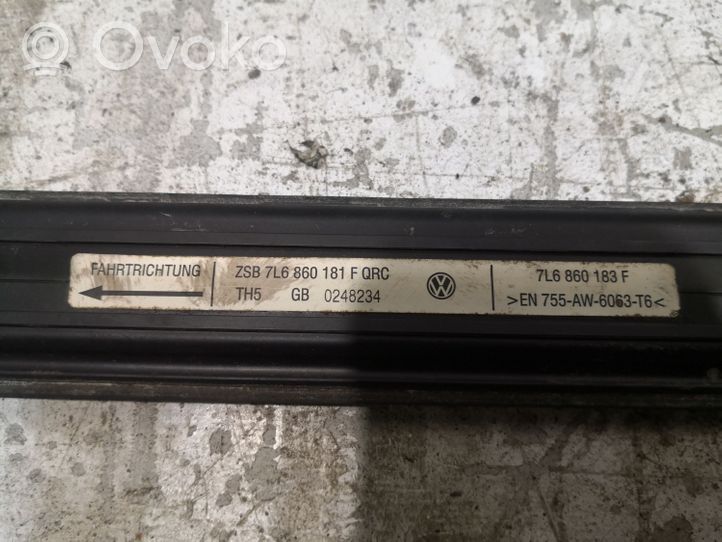 Volkswagen Touareg I Copertura modanatura barra di rivestimento del tetto 7L6860184F