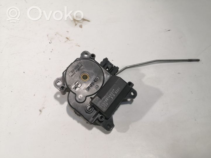 Toyota Avensis T220 Oro sklendės varikliukas 0637006231