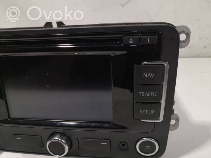 Volkswagen PASSAT B7 Unidad delantera de radio/CD/DVD/GPS 2K0035279C