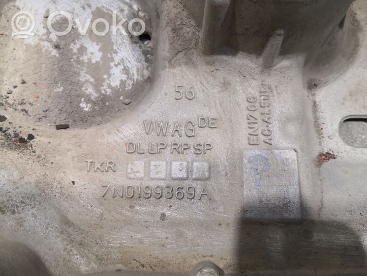 Volkswagen PASSAT B7 Front subframe 7N0199369A