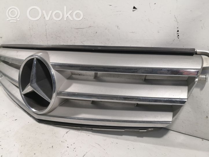 Mercedes-Benz C W204 Grille calandre supérieure de pare-chocs avant 2048800023