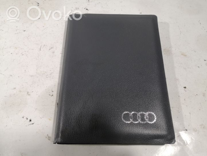 Audi A4 S4 B5 8D Libro con el historial de mantenimiento del propietario 