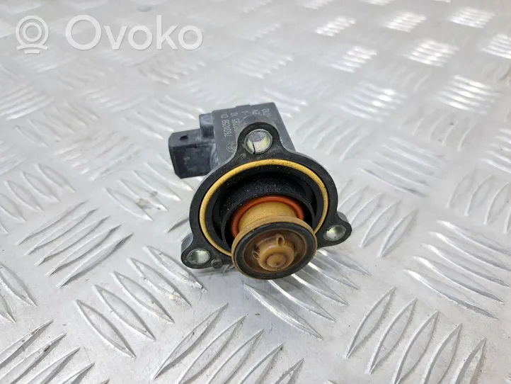 BMW 5 F10 F11 Turbine electric control actuator 7601058