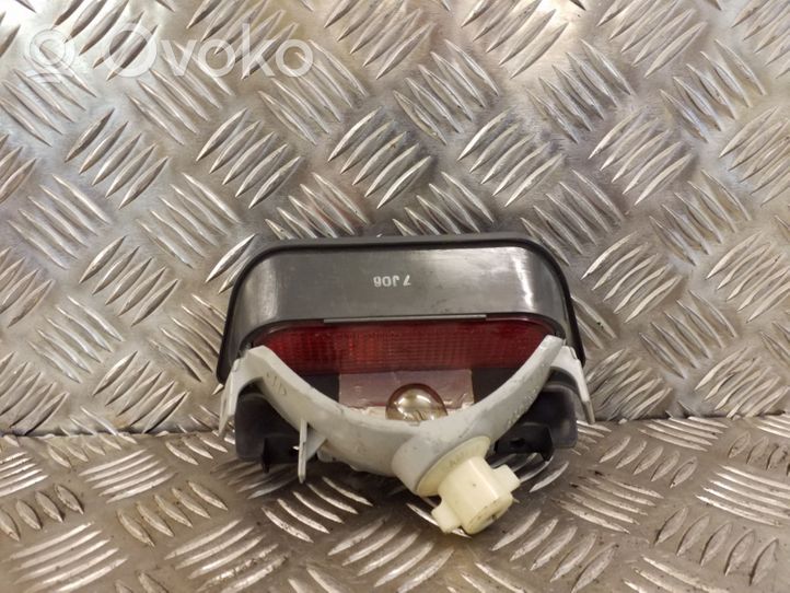 Hyundai Santa Fe Luce d’arresto centrale/supplementare OKO1L51580