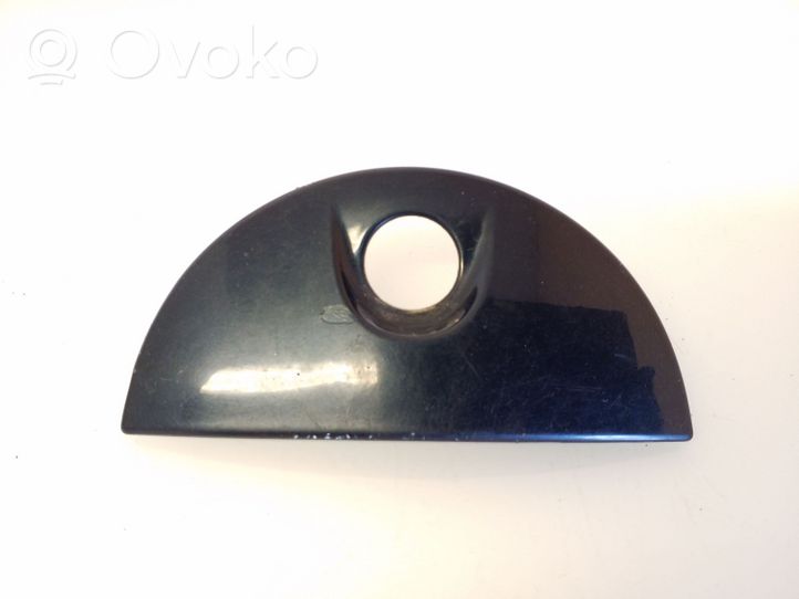 Opel Corsa C Takaluukun kannen lukon lista GM93389325