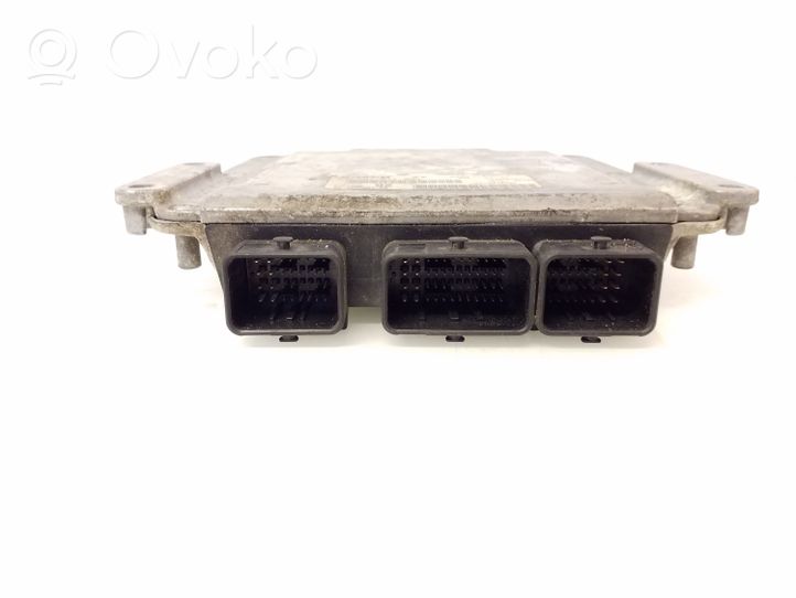 Citroen C8 Sterownik / Moduł ECU 0281011334