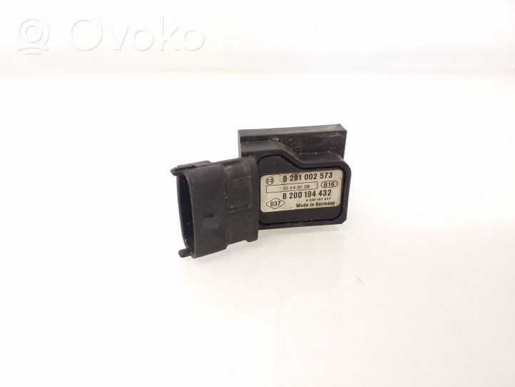 Renault Megane II Luftdrucksensor Ladedruck 0281002573