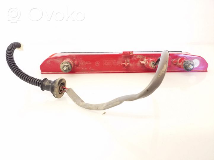 Subaru Outback (BS) Luce d’arresto centrale/supplementare VC02135