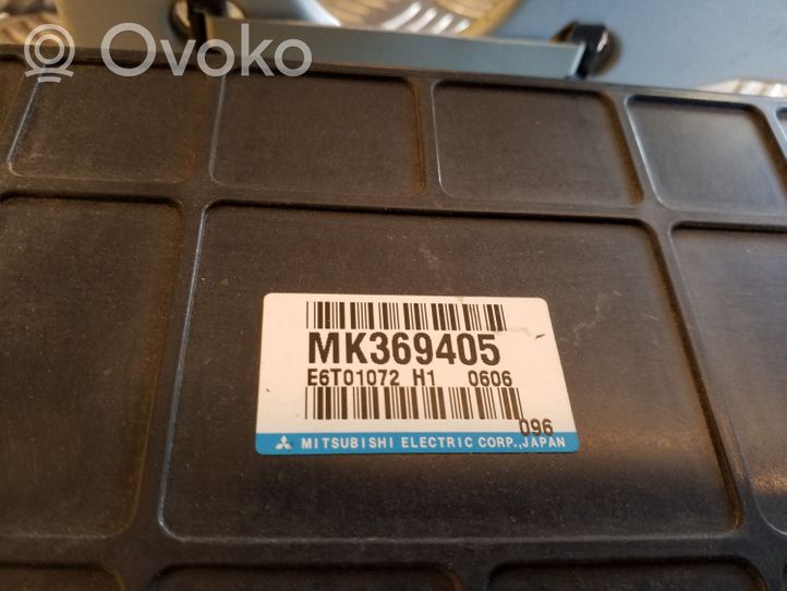 Mitsubishi Pajero Sterownik / Moduł ECU MK369405