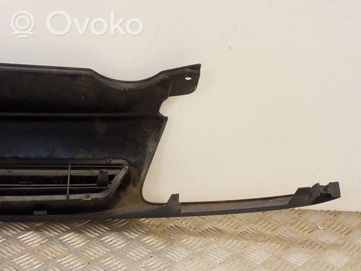 Citroen Saxo Grotelės viršutinės 9617745277