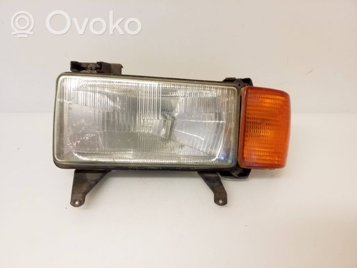 Audi 80 90 B2 Передняя фара 0301064101