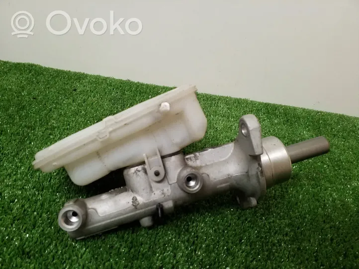 Opel Vivaro Główny cylinder hamulca 460913484R