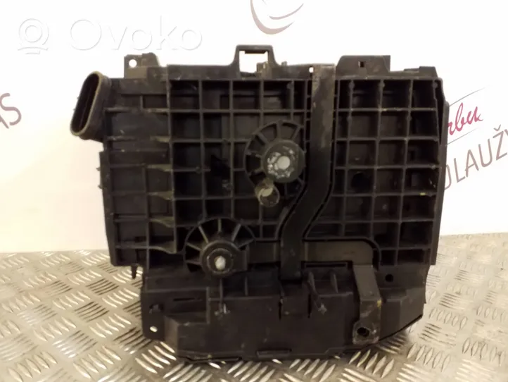 Renault Trafic III (X82) Battery box tray T06009A180