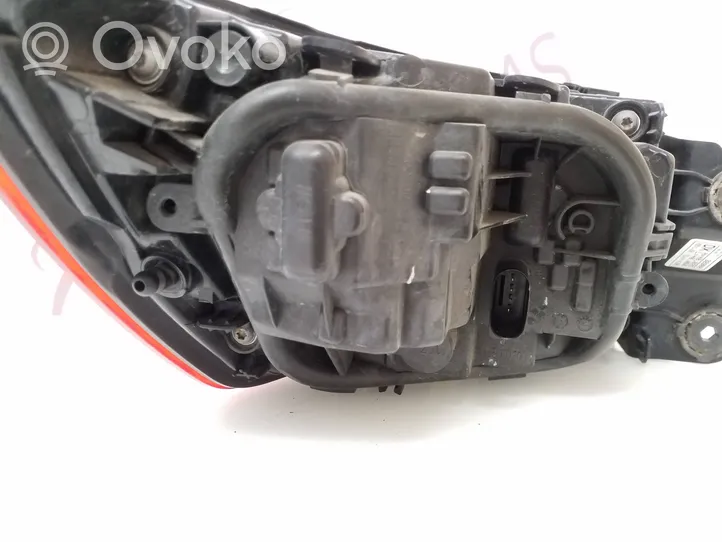 Audi A4 S4 B9 Lampa tylna 8W9945070